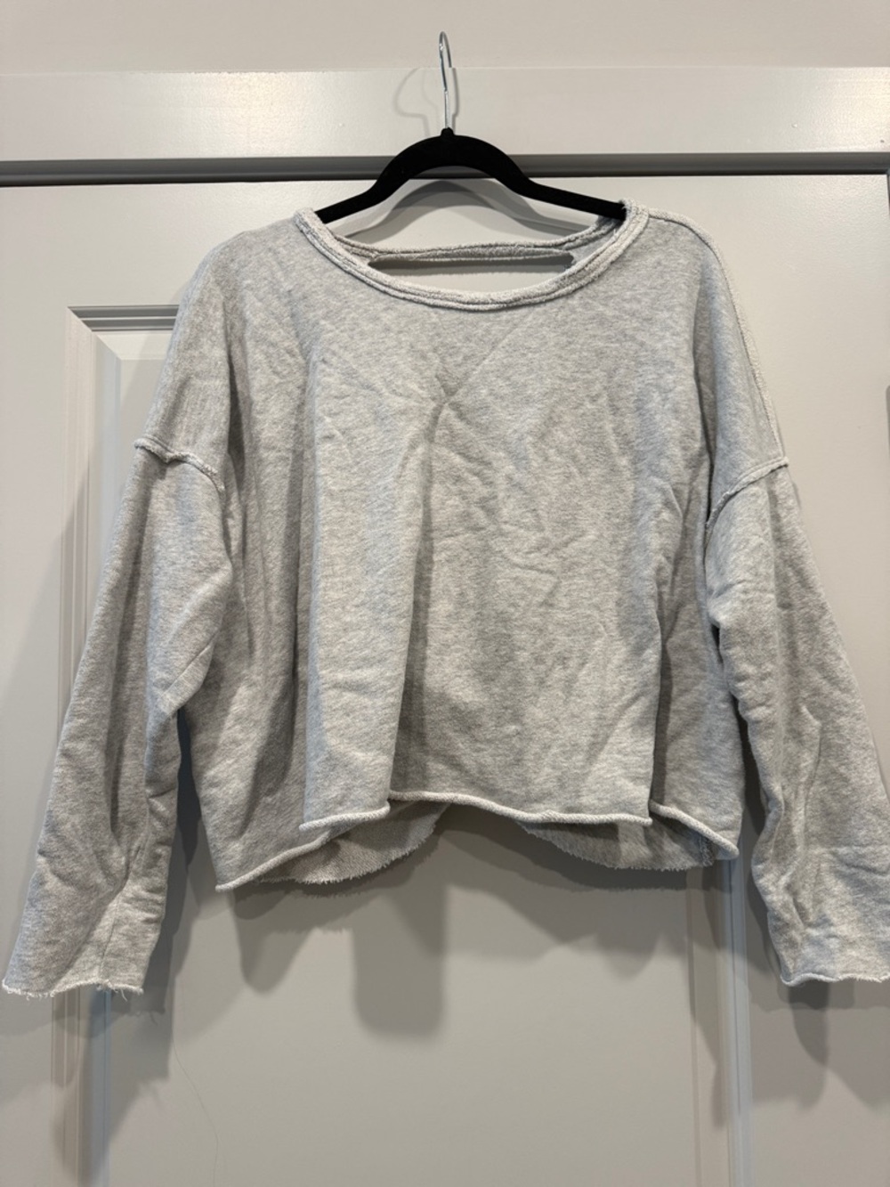 aerie Light Gray Cropped Raw-Edge Sweatshirt